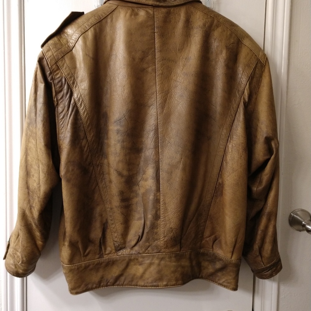 Dark tan vintage leather bomber jacket. - Picture 3 of 3